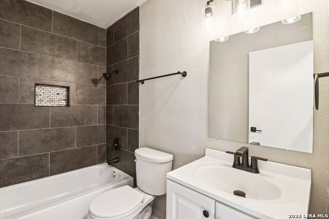 Image 8 of 19 For 9006 Bowline