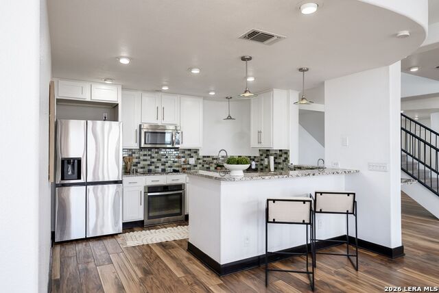 Image 7 of 49 For 7701 Wurzbach  2302