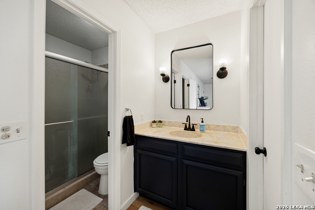 Image 25 of 42 For 16226 Pinetree