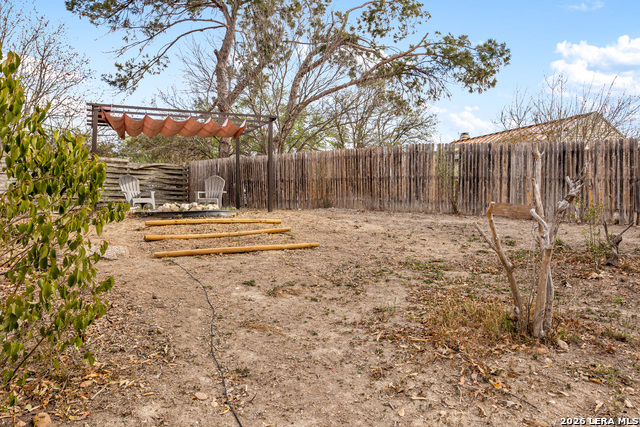 Image 39 of 42 For 16226 Pinetree