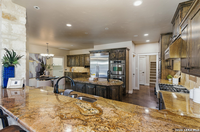 Image 15 of 62 For 333 Pike  