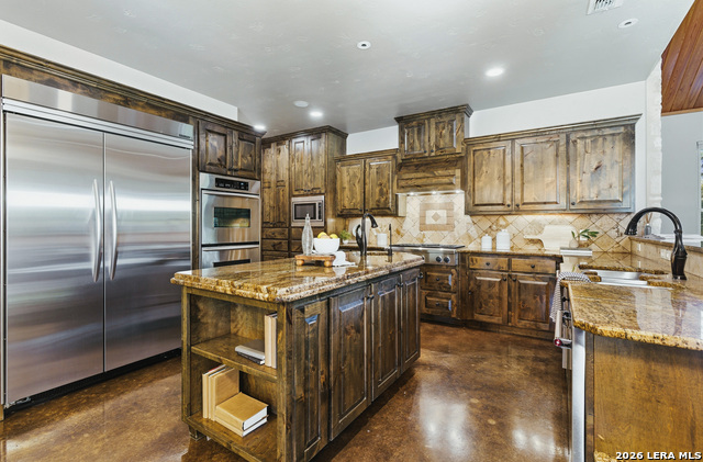 Image 16 of 62 For 333 Pike  