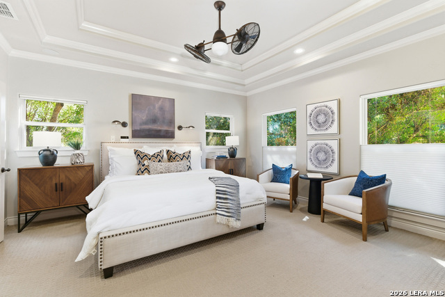 Image 20 of 62 For 333 Pike  