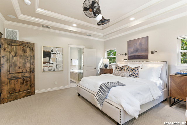 Image 21 of 62 For 333 Pike  