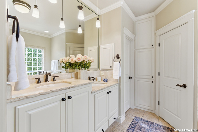 Image 23 of 62 For 333 Pike  