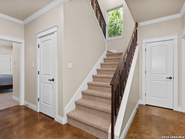 Image 29 of 62 For 333 Pike  