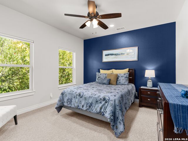 Image 32 of 62 For 333 Pike  