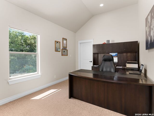 Image 38 of 62 For 333 Pike  