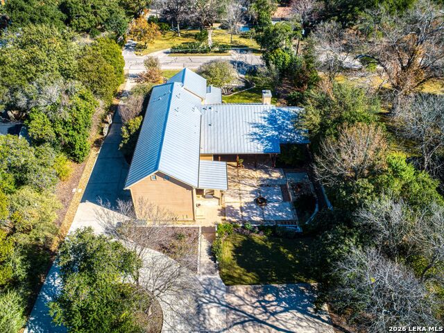 Image 55 of 62 For 333 Pike  