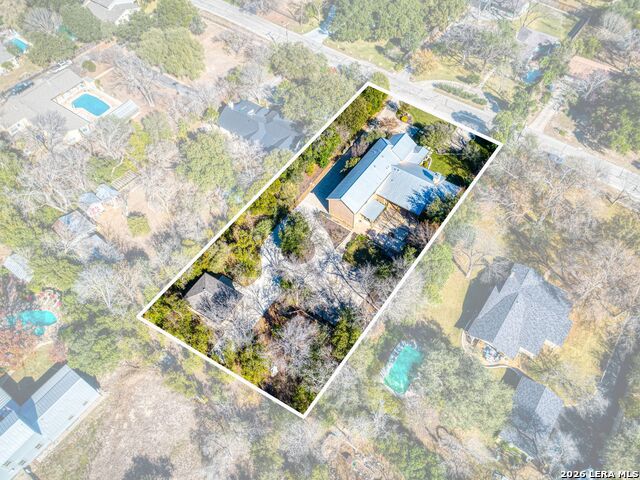 Image 56 of 62 For 333 Pike  