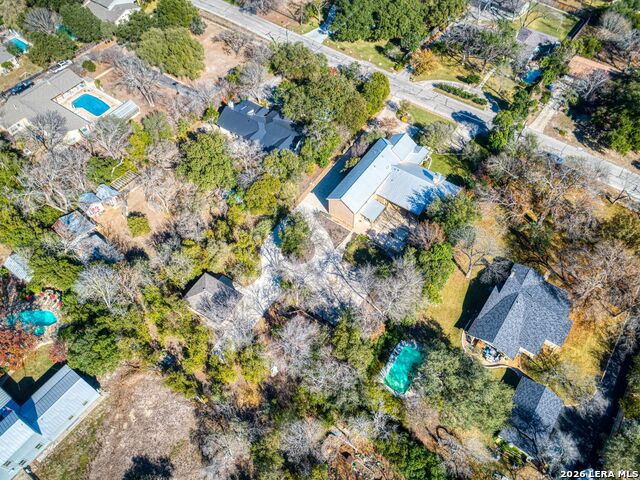 Image 59 of 62 For 333 Pike  