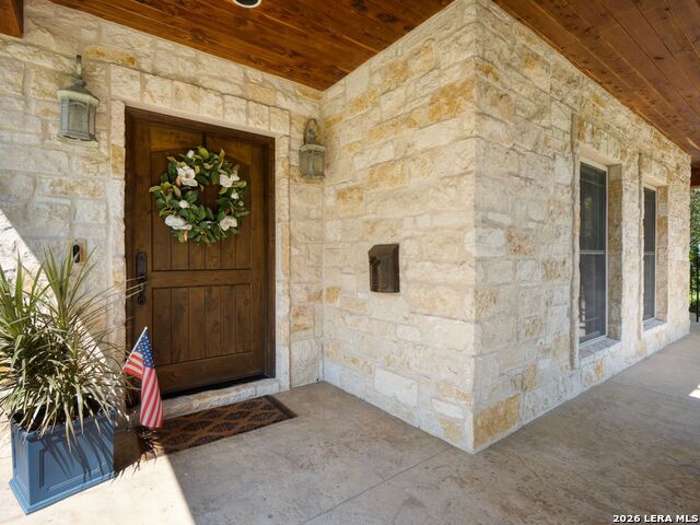 Image 6 of 62 For 333 Pike  