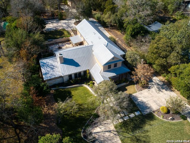 Image 60 of 62 For 333 Pike  