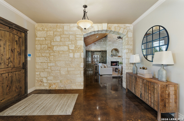 Image 7 of 62 For 333 Pike  