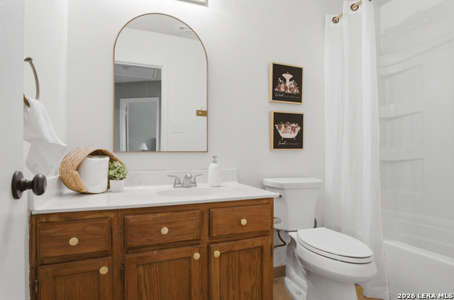 Image 10 of 25 For 15626 Knollhollow