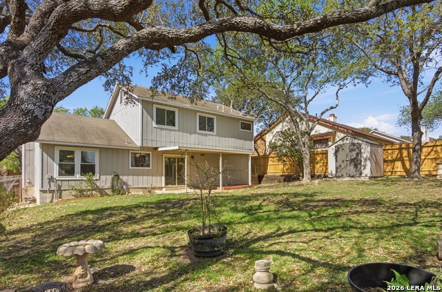 Image 11 of 25 For 15626 Knollhollow