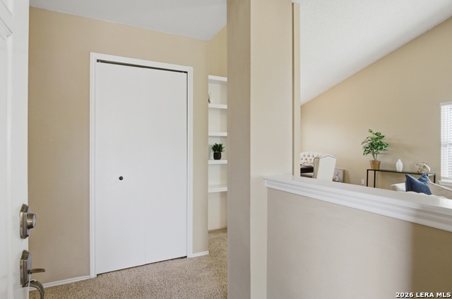 Image 13 of 25 For 15626 Knollhollow