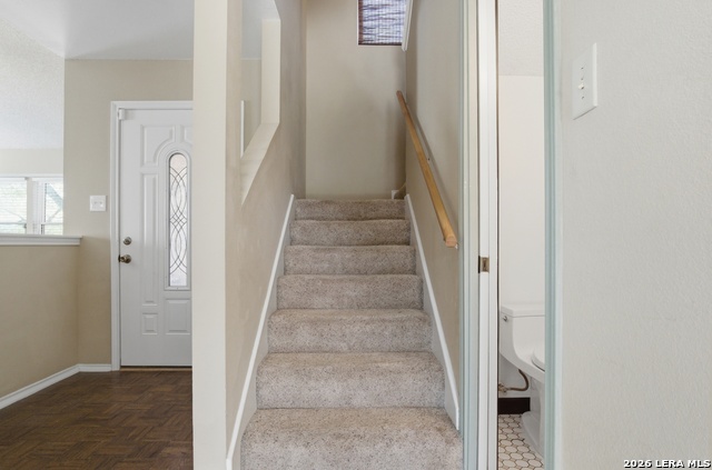 Image 16 of 25 For 15626 Knollhollow