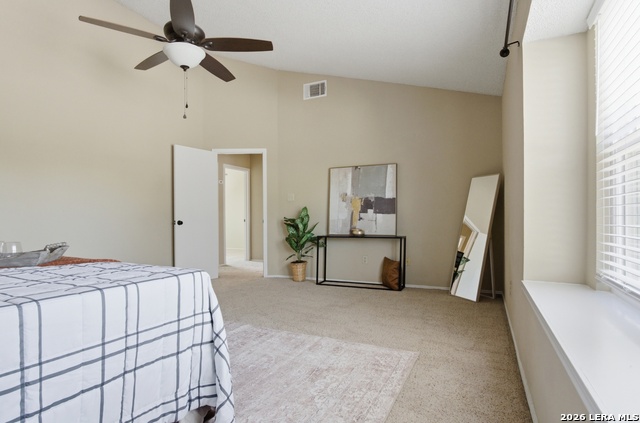 Image 17 of 25 For 15626 Knollhollow