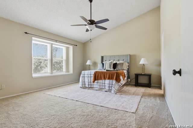 Image 6 of 25 For 15626 Knollhollow