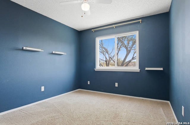 Image 8 of 25 For 15626 Knollhollow