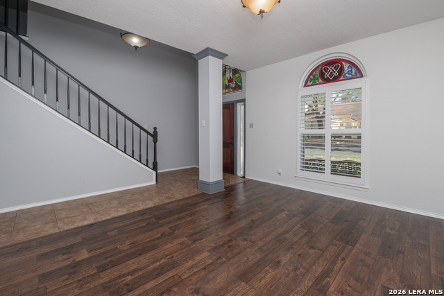 Image 8 of 42 For 2658 Chestnut Bend