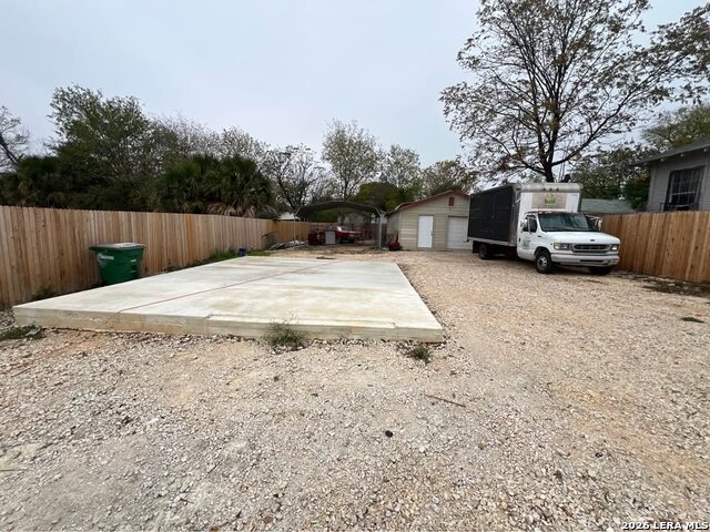 Image 3 of 7 For 3419 Commerce