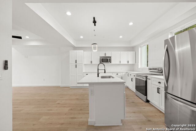 Image 11 of 45 For 308 Mesquite St S 102