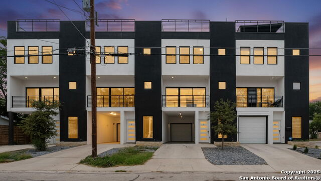 Image 2 of 45 For 308 Mesquite St S 102