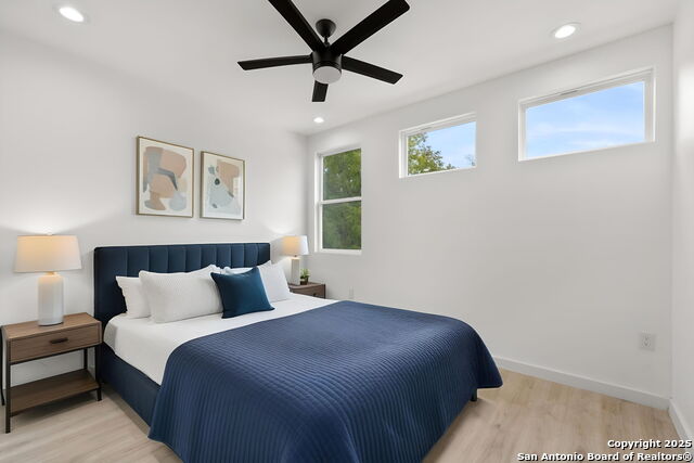 Image 24 of 45 For 308 Mesquite St S 102