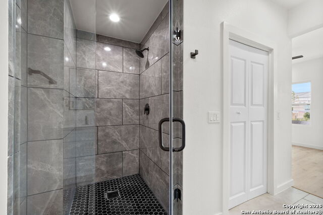 Image 32 of 45 For 308 Mesquite St S 102