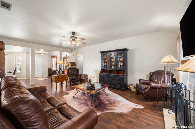 Image 32 of 50 For 7914 Knowlton Rd