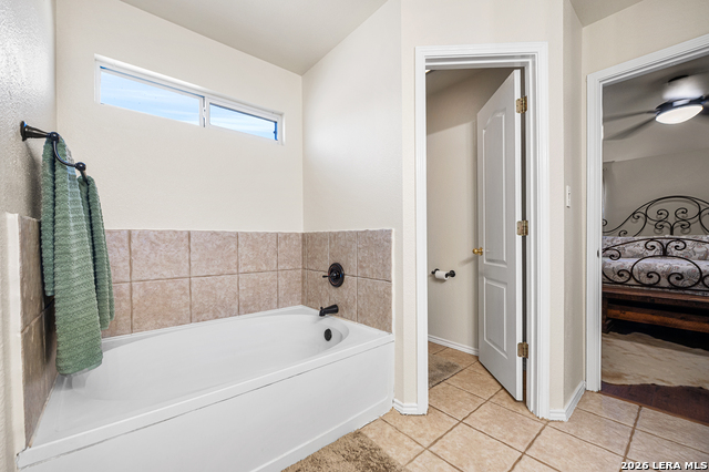 Image 36 of 50 For 7914 Knowlton Rd