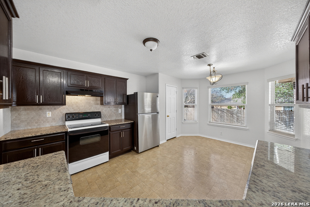 Image 13 of 38 For 2207 Opelousas Trl