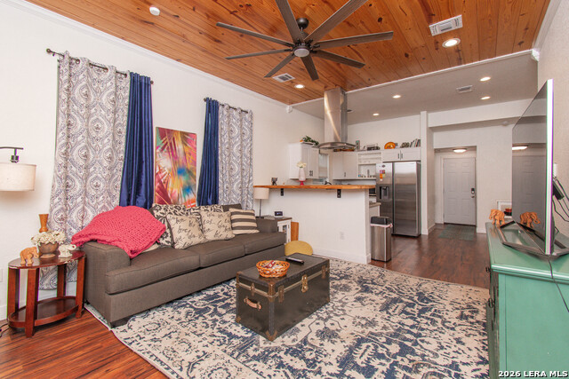 Image 5 of 22 For 235 Belmont  