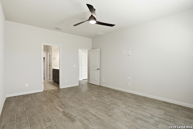 Image 17 of 34 For 13926 Westbury Falls