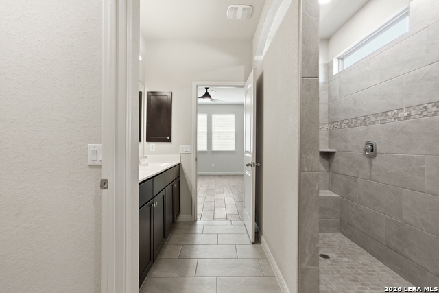 Image 20 of 34 For 13926 Westbury Falls