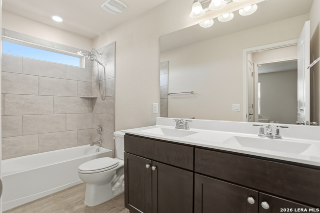 Image 26 of 34 For 13926 Westbury Falls