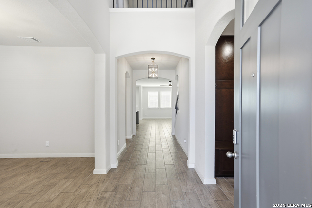 Image 4 of 34 For 13926 Westbury Falls