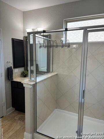 Image 18 of 37 For 21943 Akin Byu