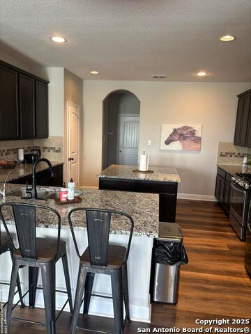 Image 9 of 37 For 21943 Akin Byu