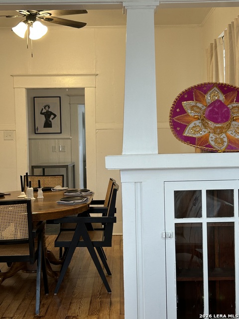 Image 4 of 19 For 2213 Flores N