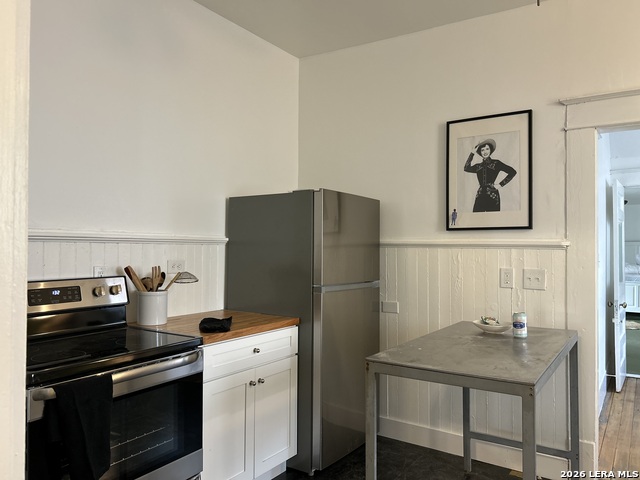 Image 6 of 19 For 2213 Flores N