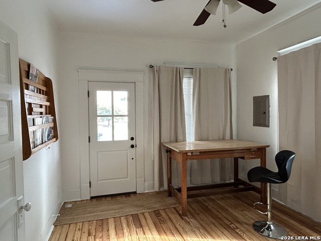 Image 9 of 19 For 2213 Flores N