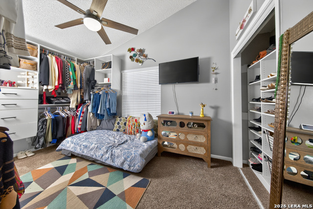 Listing photo id 20 for 13830 Brook Hollow