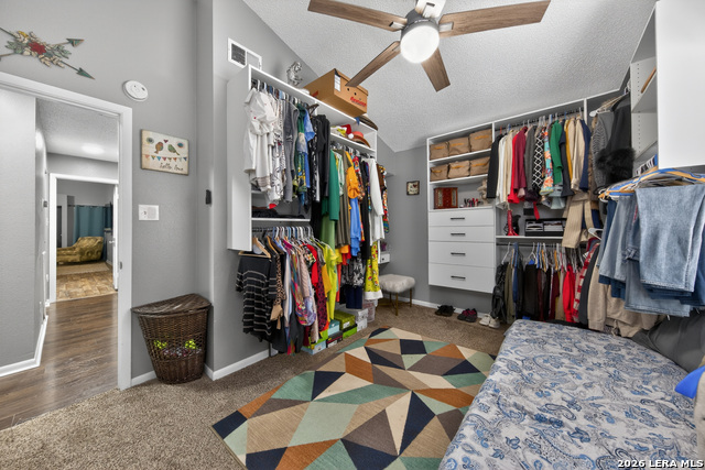 Listing photo id 22 for 13830 Brook Hollow