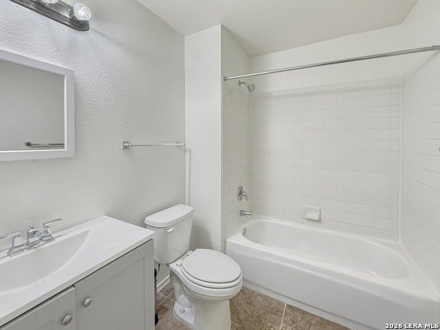 Image 5 of 8 For 16542 Blanco