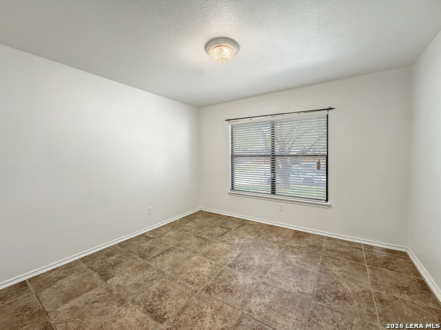 Image 6 of 8 For 16542 Blanco