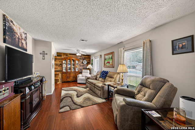 Image 5 of 28 For 8722 Thatch  