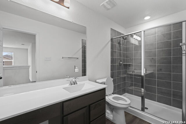 Listing photo id 17 for 4703 Plaza Center